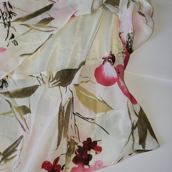 Jolibel Vintage Cream Floral Tiered Ruffle Asymmetrical Flutter Sleeve Y2K Dress - Picture 9 of 9